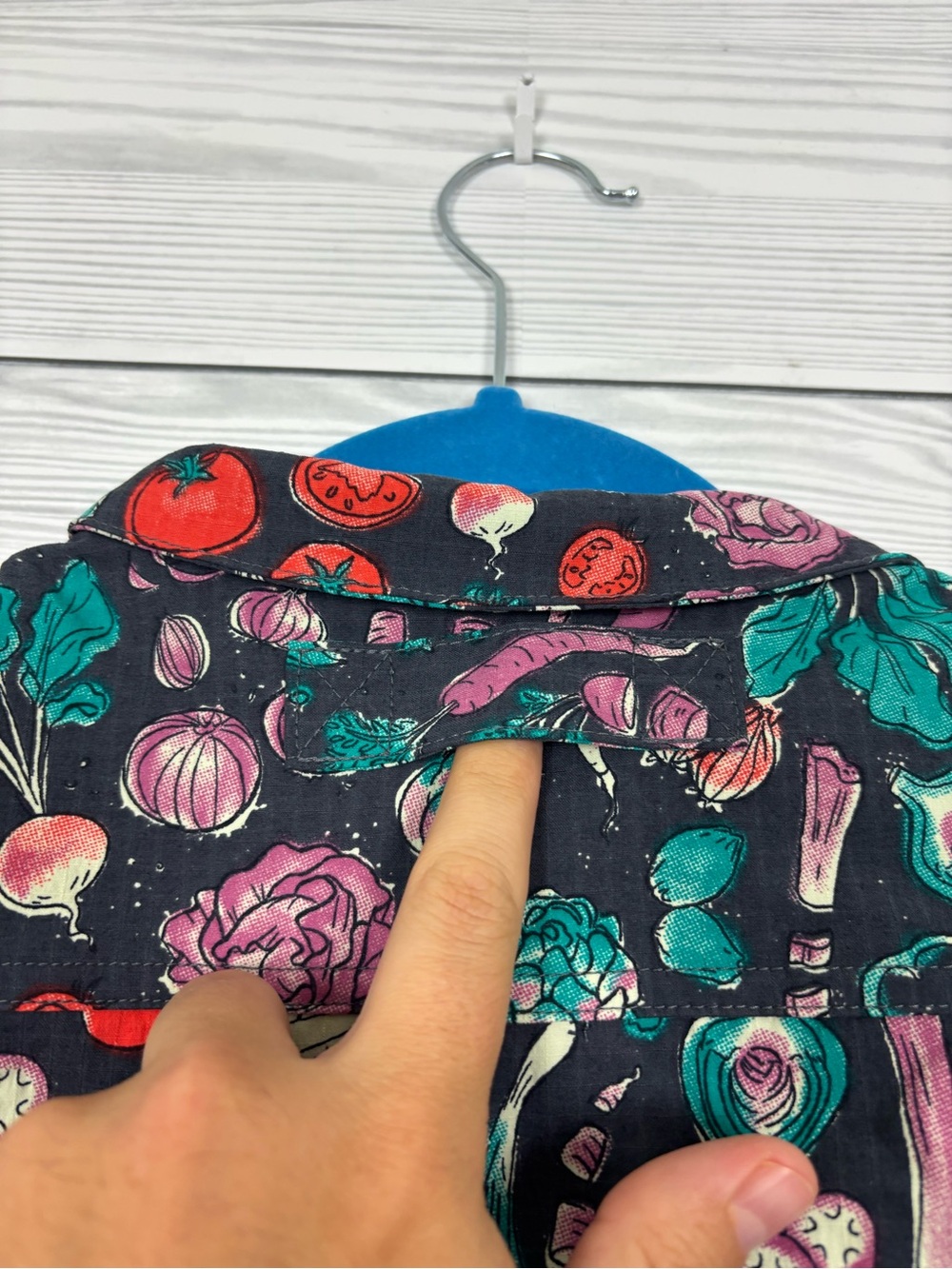 Duluth Trading Co. women’s heirloom gardening vest size large NWT novelty print - Picture 13 of 13